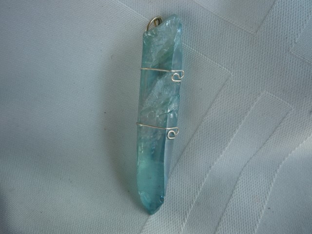 Aqua Aura calming and relaxing , connection with the spiritual realms, enhanced communication and psychic protection 4225
